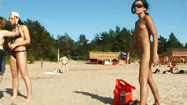 XXX sem registo  Ela veio à cozinha para fazer a melhor video porno em hd sua rata feliz.