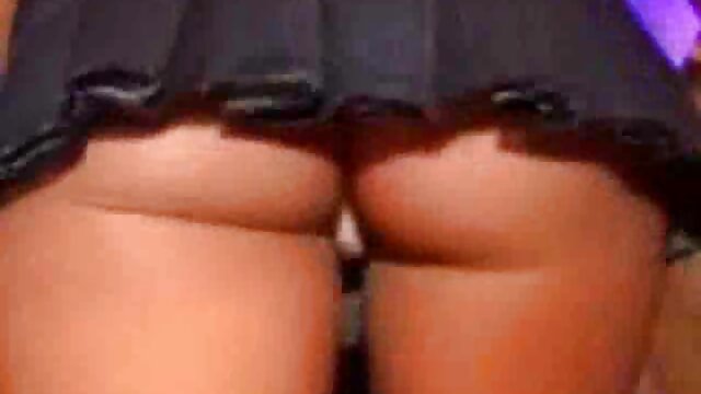 XXX sem registo  Fissuras em húmido com precintas transparentes vídeo pornô hd grátis