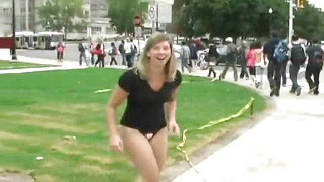 XXX sem registo  Limpar e vídeos em hd pornô empurrar