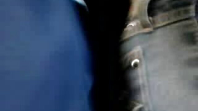 XXX sem registo  No colo dele chupava e melhor filme porno hd dava