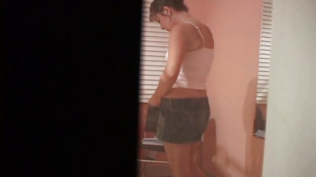 XXX sem registo  Pequeno Burro video porno alta qualidade