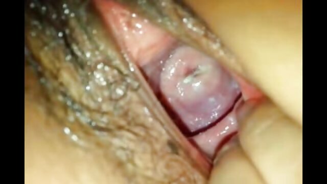XXX sem registo  A chupar gostosas porn hd e a masturbar-se