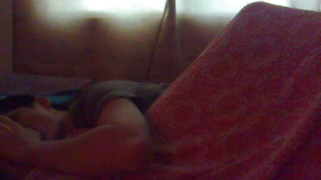 XXX sem registo  Elka dá videos caseiro hd o rabo audaz