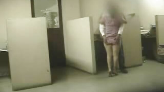 XXX sem registo  Seduzido por um estudante vídeo de pornô hd de medicina
