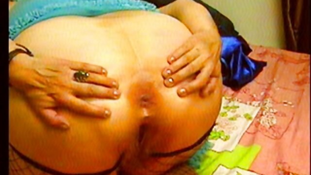 XXX sem registo  Fiz uma massagem vídeo porn hd erótica e fodi-me.