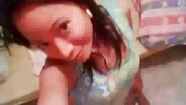 XXX sem registo  A empregada japonesa estava os melhores porno hd ao serviço de todos os visitantes masculinos.